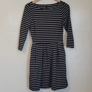 Office ready dress with pockets